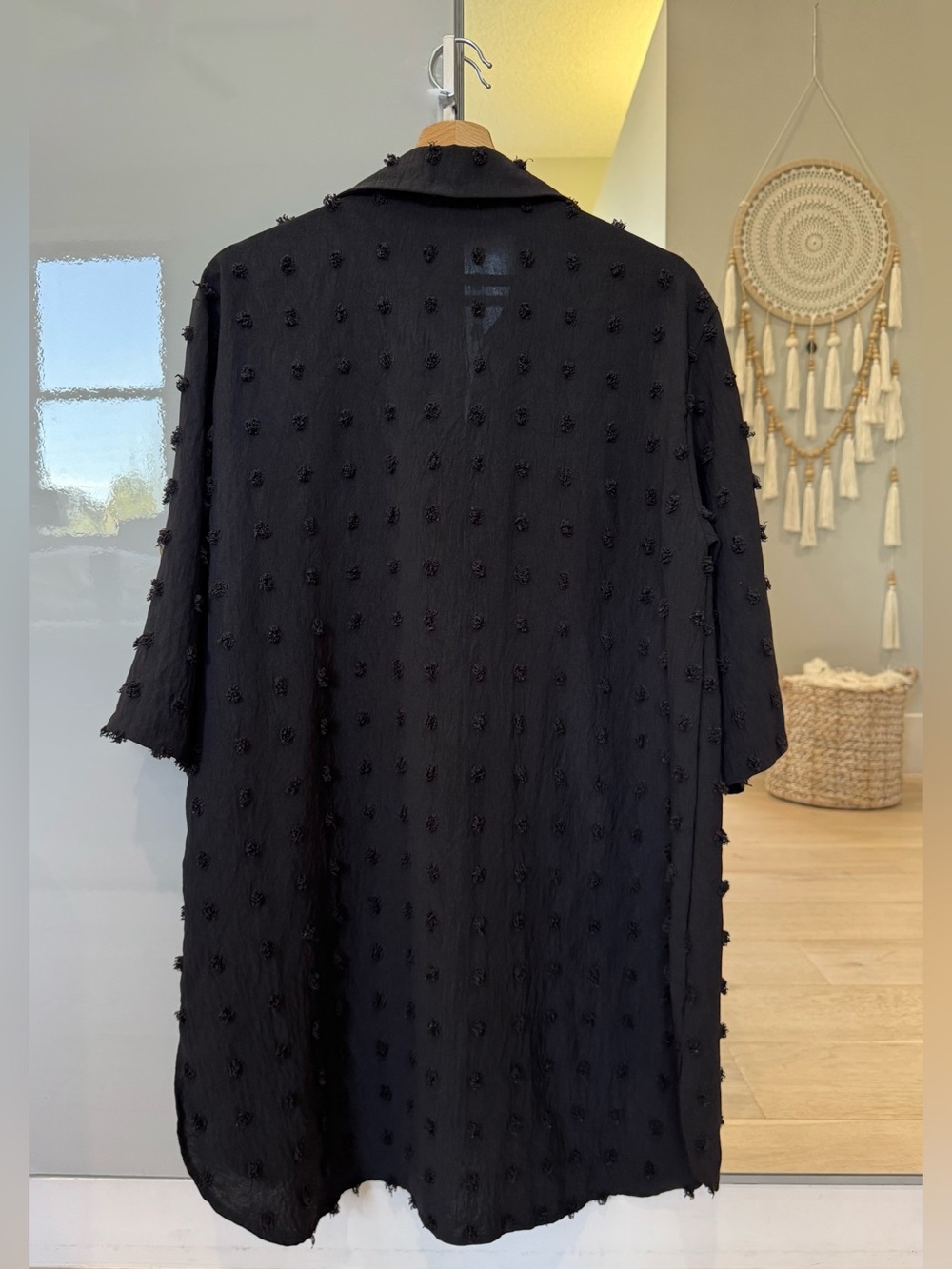 Genhoo Dress Black Clip Dot Shift Size L Henley Collar Tab Sleeve Flawless NWOT - Picture 2 of 5
